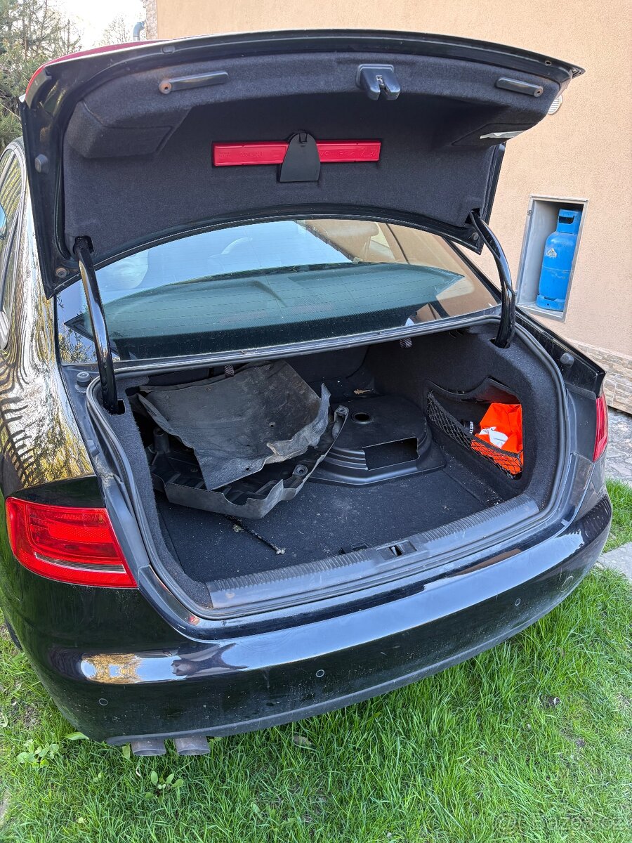 AUDI A4 B8 2008 - Celek - 3