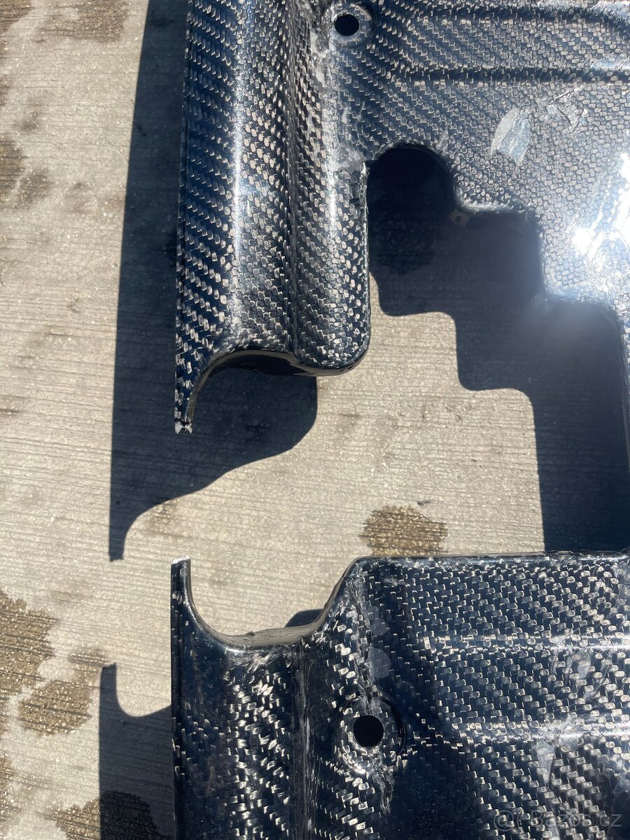 Ford Mustang carbon - 3