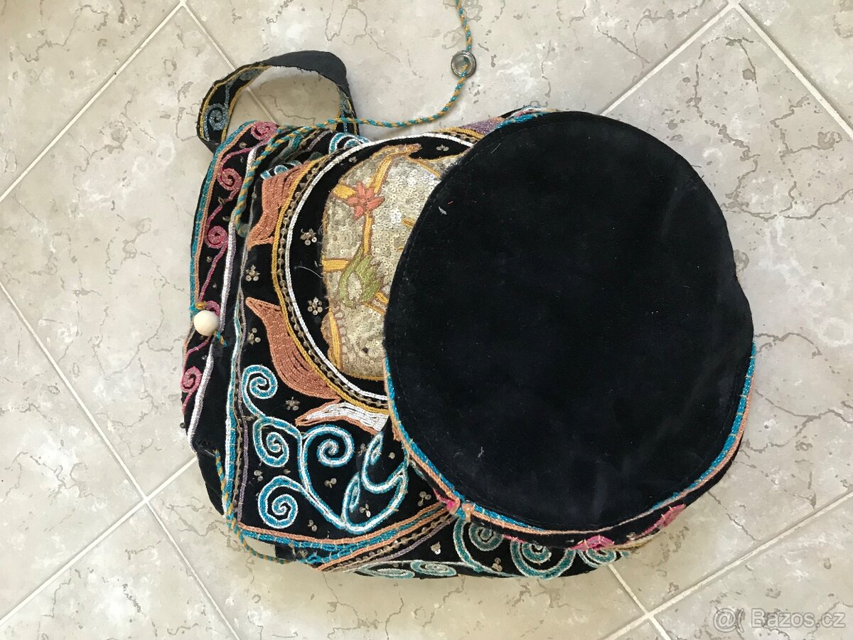 ručně vyšívaný vak přes rameno, motiv slon - 3