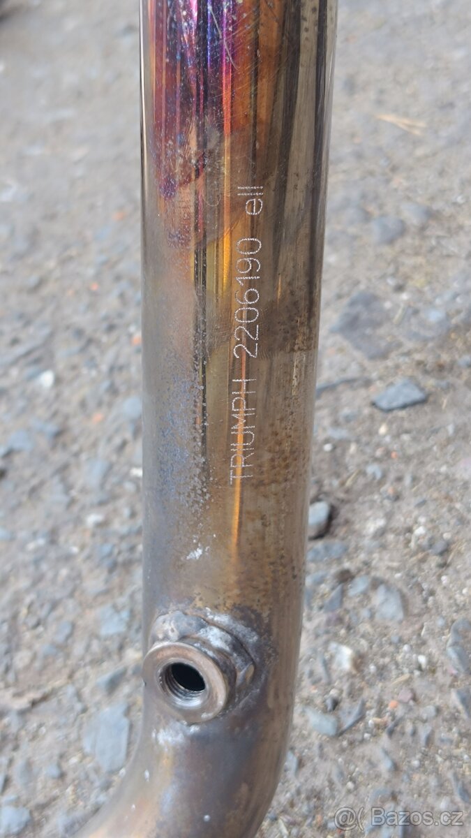 Výfuk Triumph BONNEVILLE - 3