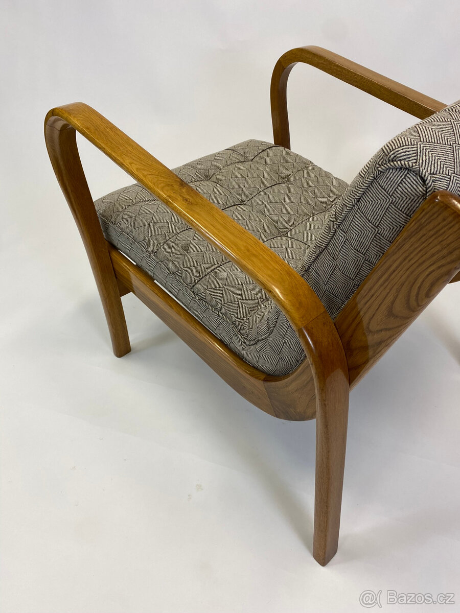 Krásná křesla Kropáček po renovaci, dub, šelak TOP - 3