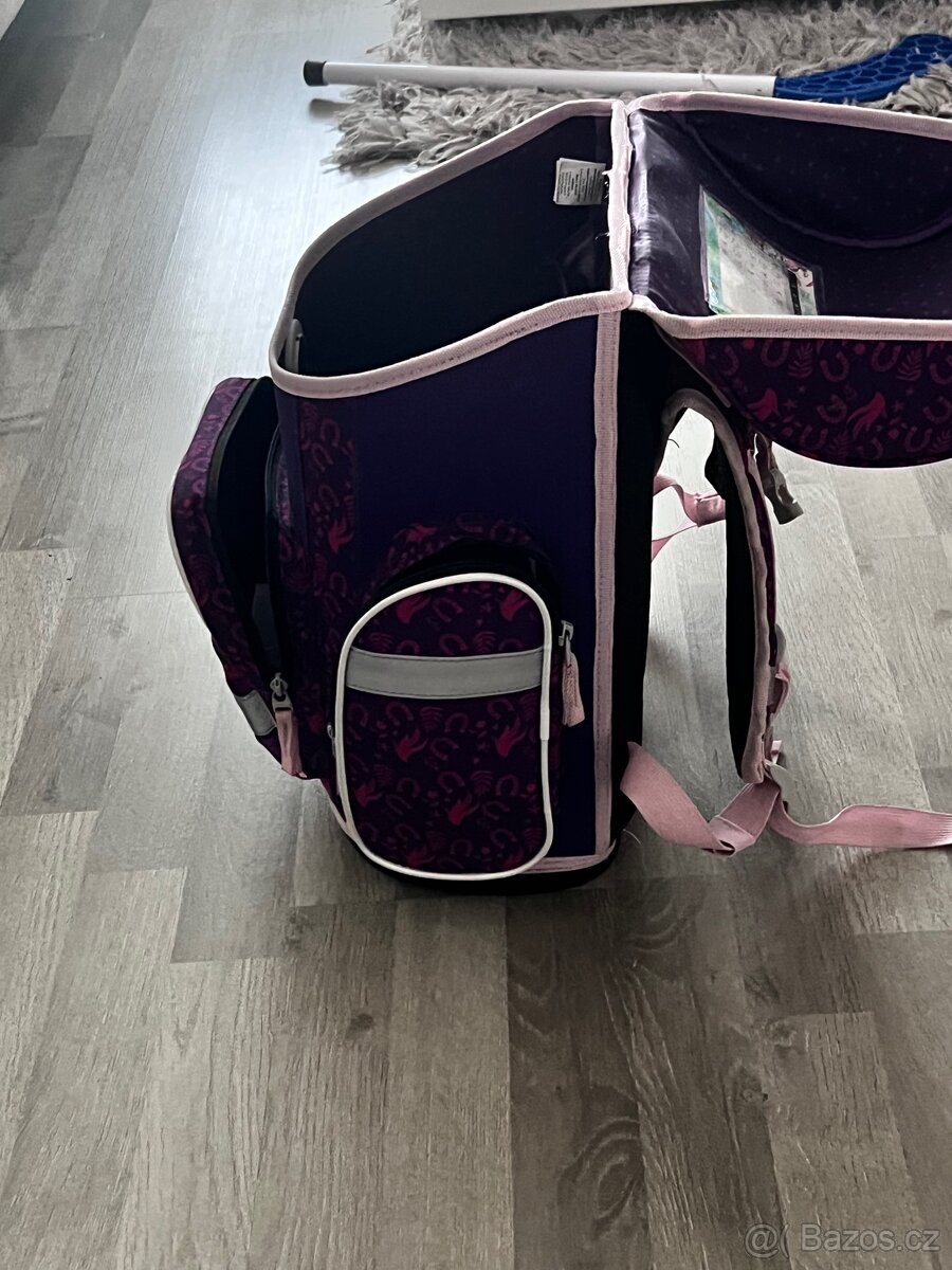 Školní aktovka BAAGL Kůň - 3