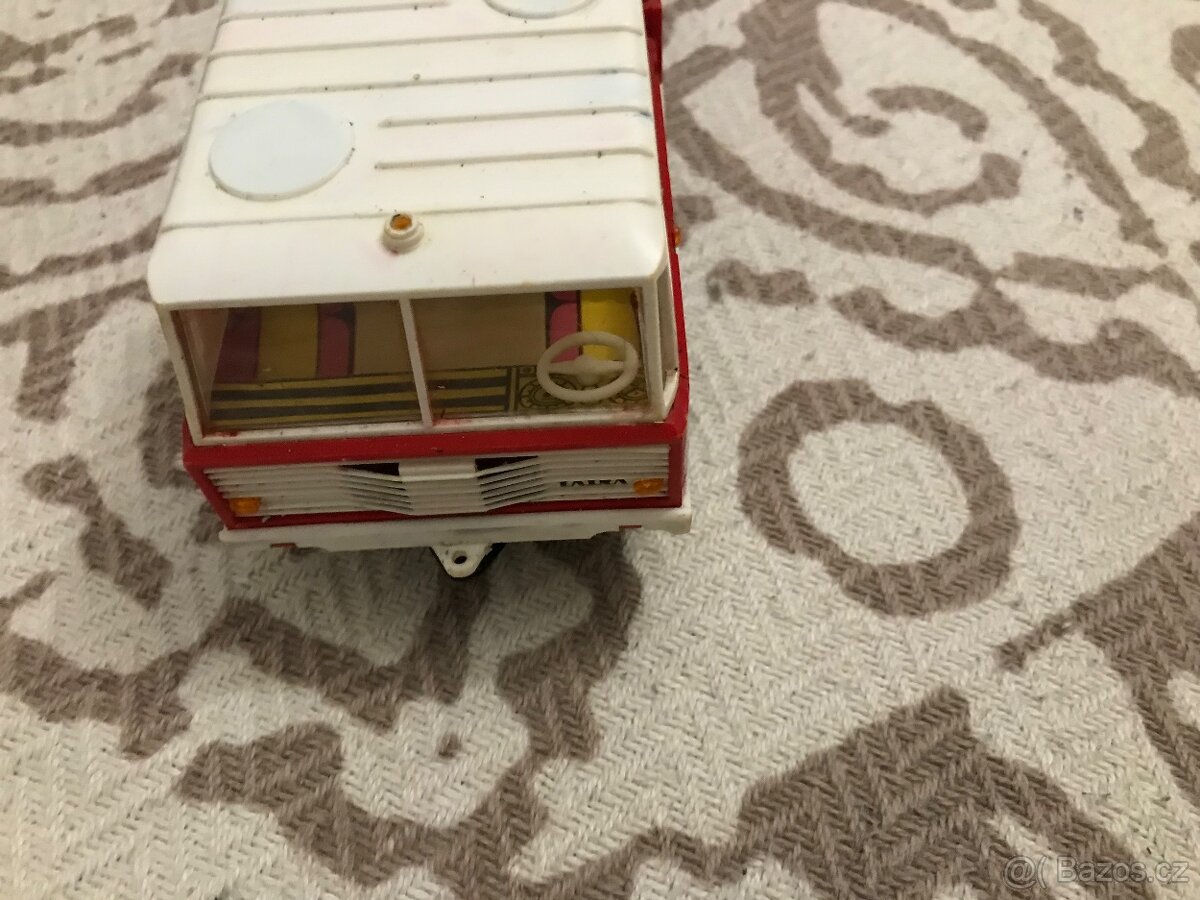 Tatra 815 bez ovladani - 3