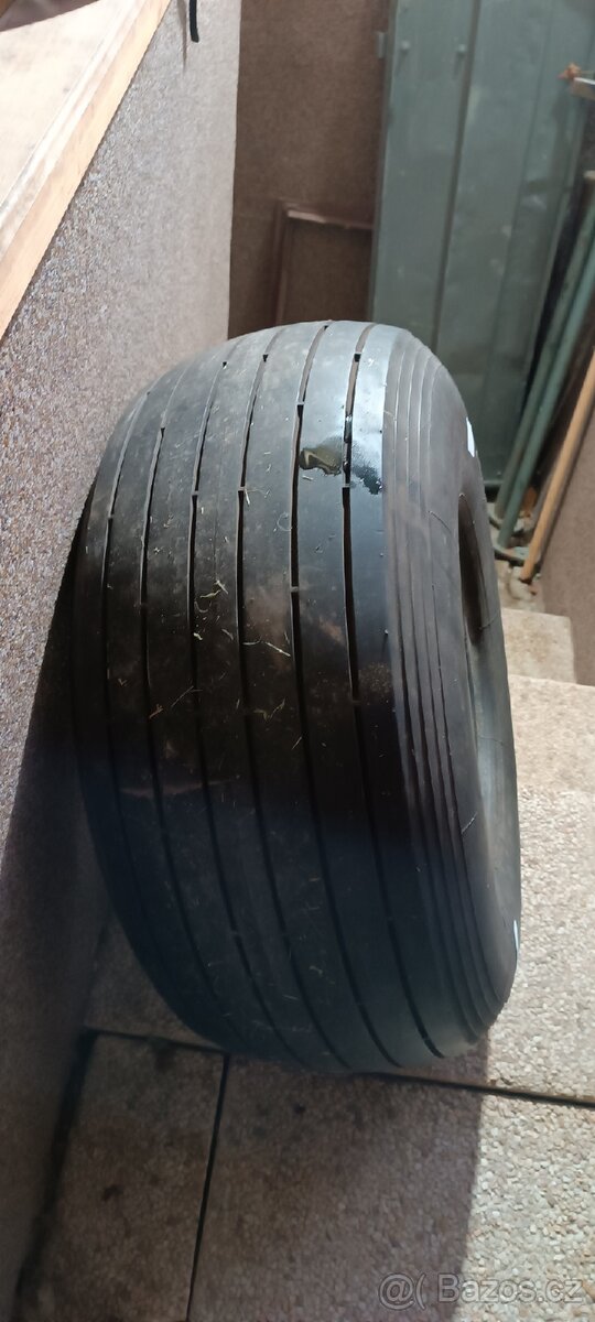Pneu na letadlo - 3