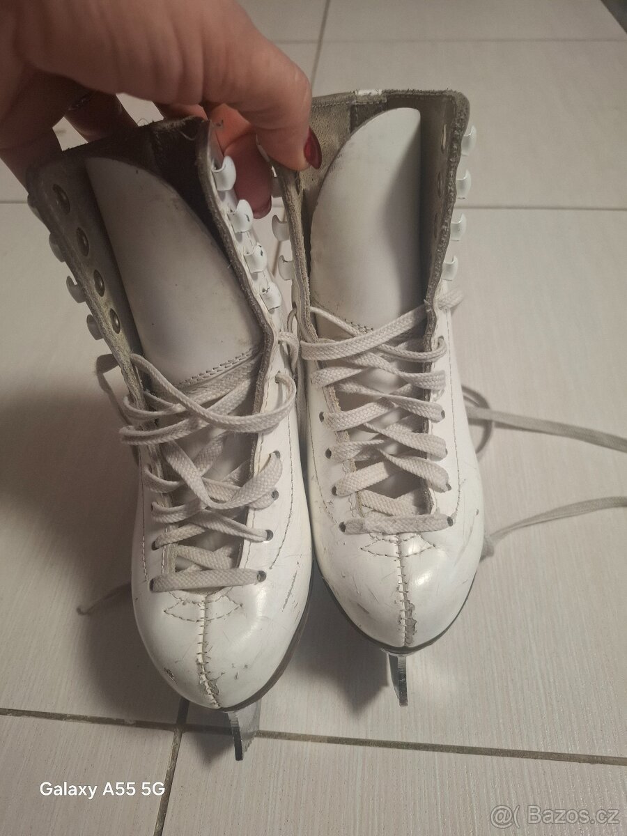 Krasobruslařské brusle Botas - 3