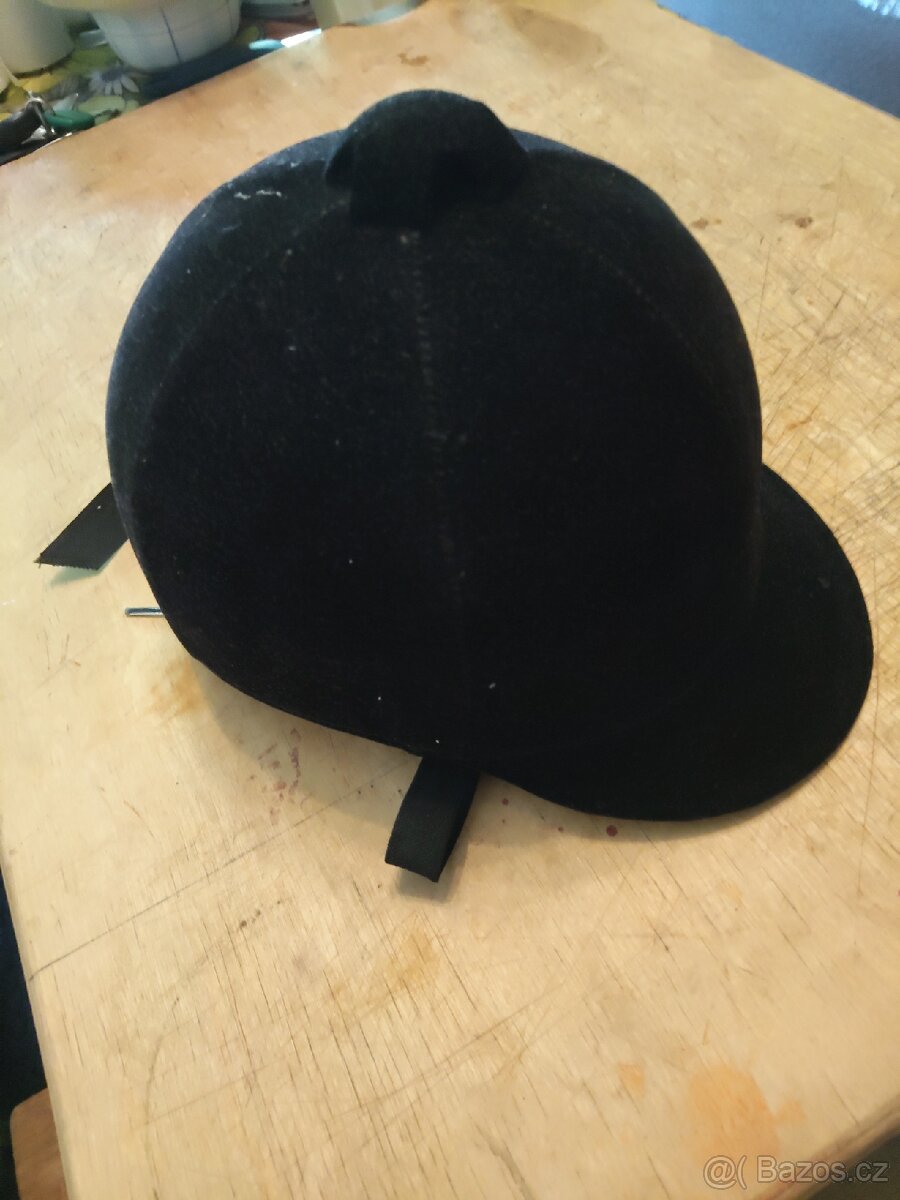 Jezdecká sametová přilba - 3