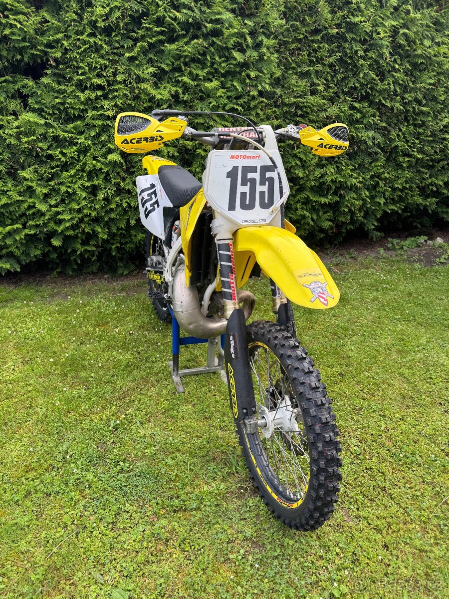 Suzuki RM 250 - 3