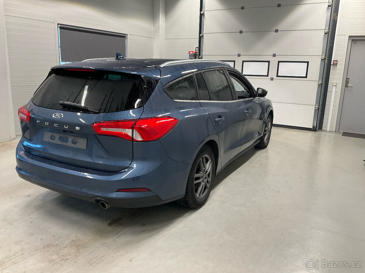 Ford Focus 1.5 TDCi 88 kw Titanium X Plus DSG po 1.majitel - 3