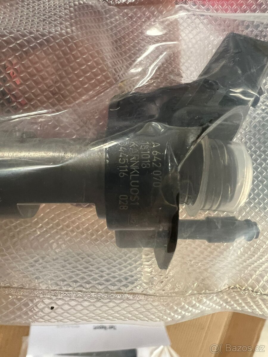 Vstřikovač BOSCH 0445116027 (0445116028) MB Sprinter - 3