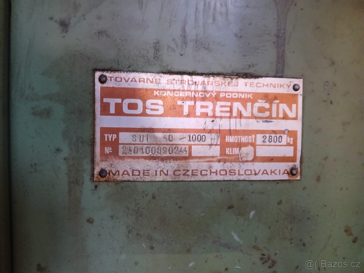 Soustruh SUI 40/1000 - 3