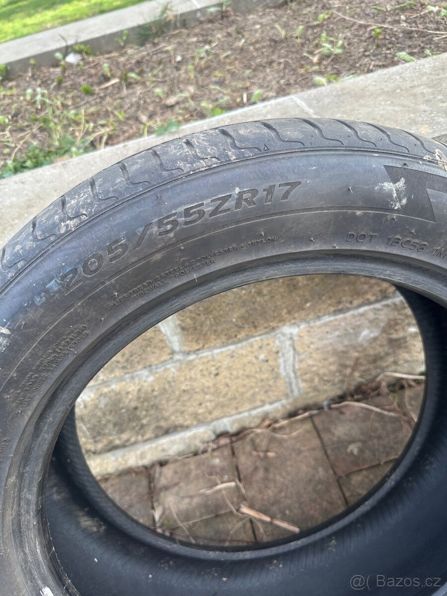 205/55R17 letní - 3