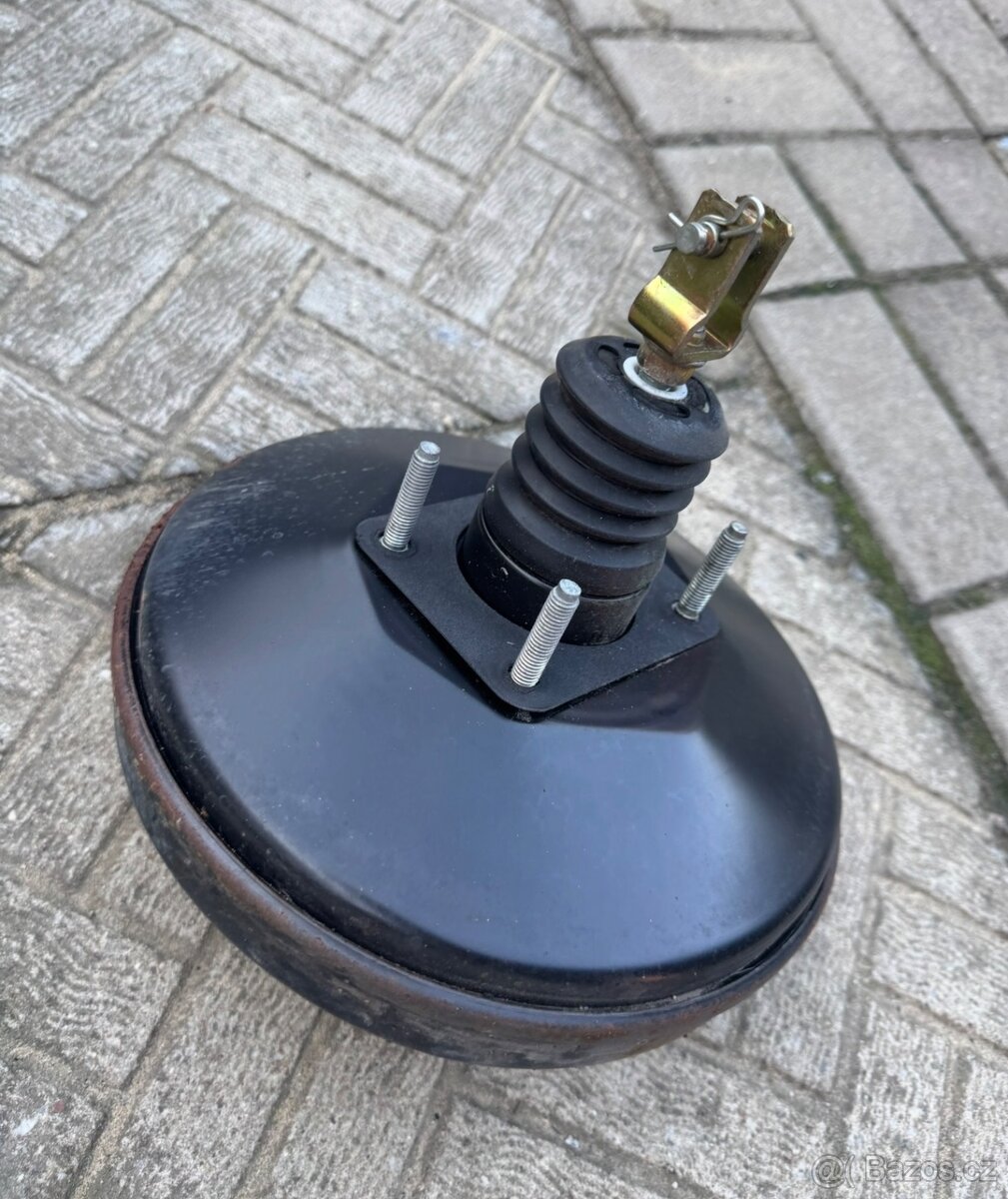 Citroën C1 - nádobka, posilovač a ABS - 3