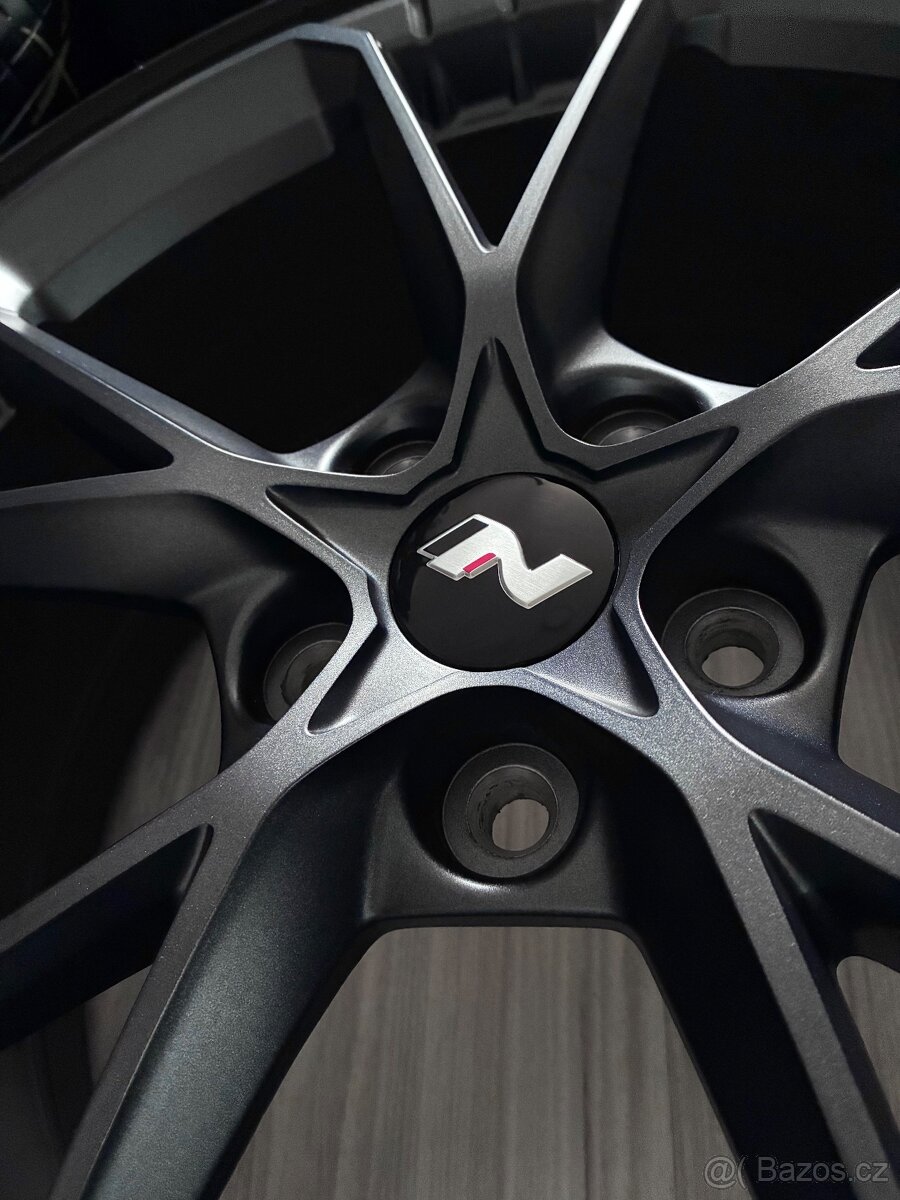 I30N 5x114,3 235/35/19 letní - 3