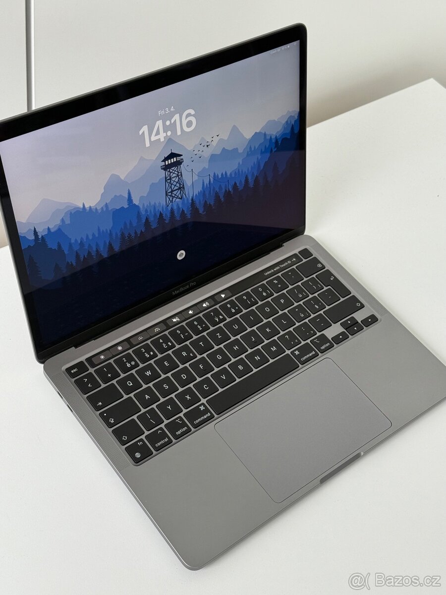 MacBook Pro M2 13” 8/256GB - 3
