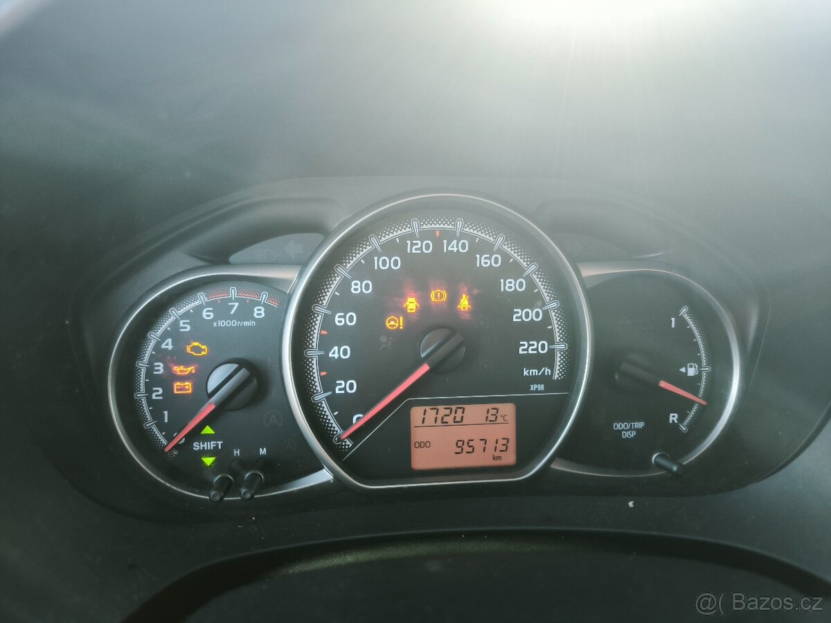 Trodej Toyota Yaris - 3