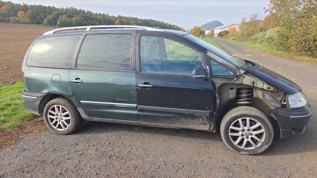 Prodám N.D. VW Sharan 4x4 TDi 85kW. - 3