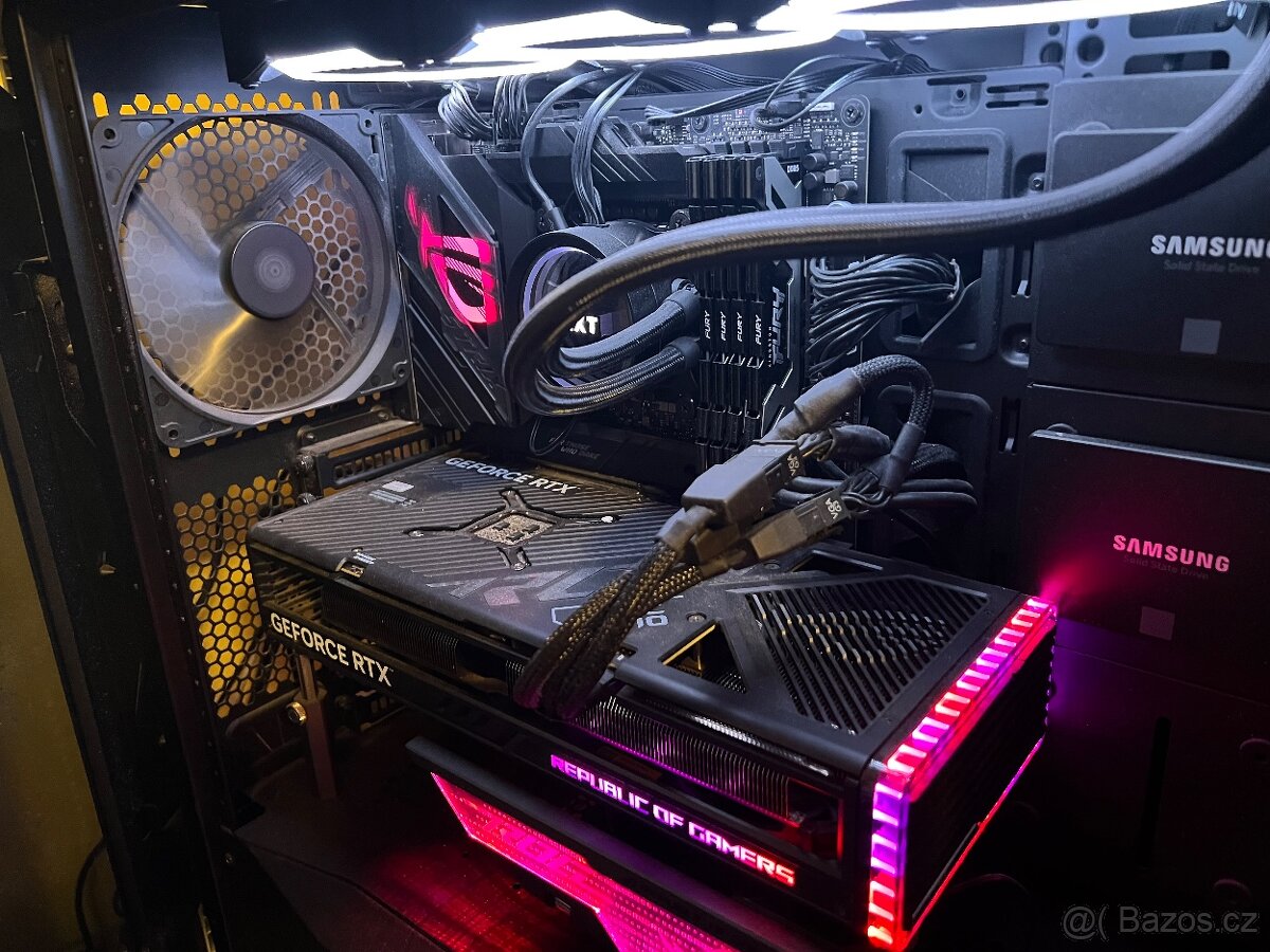 RTX 4070TI ROG STRIX - 3