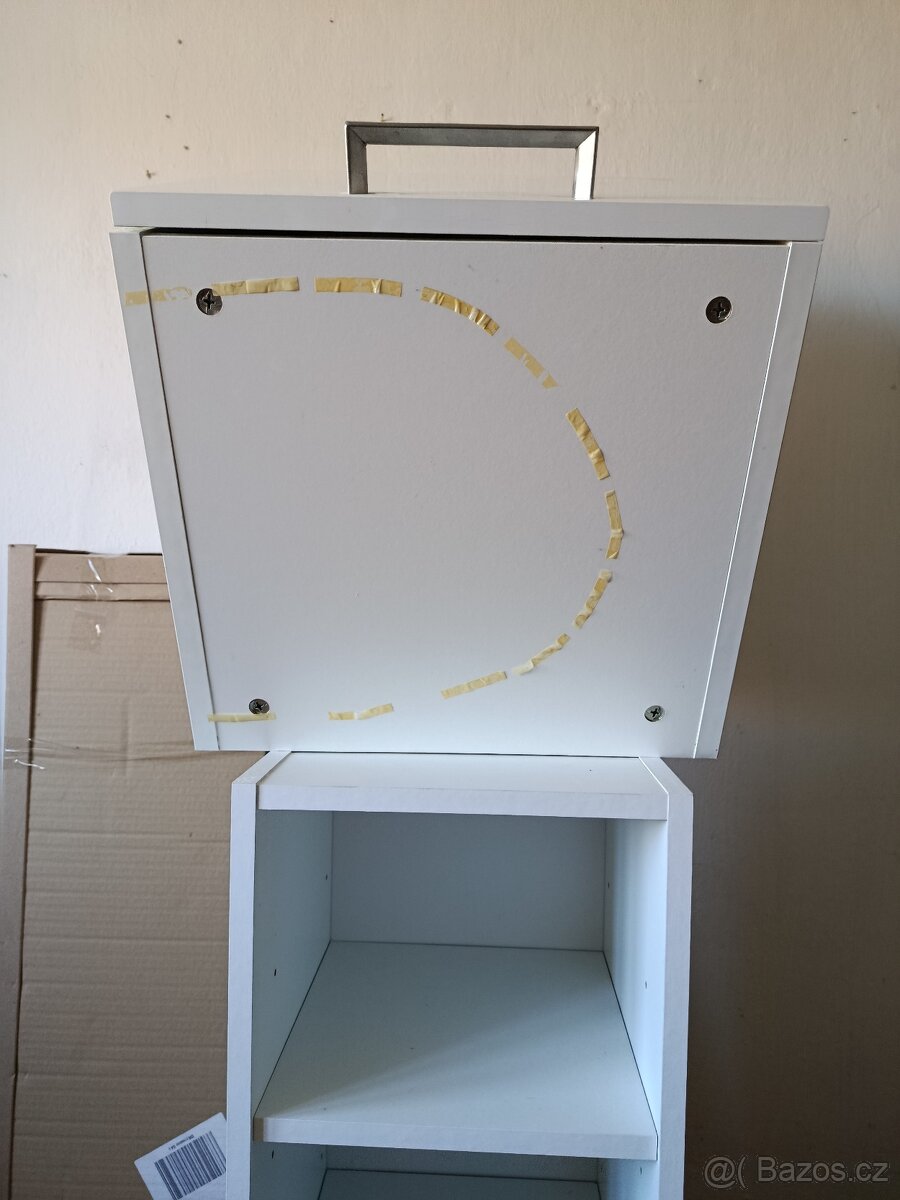 Bílé skříňky - 3