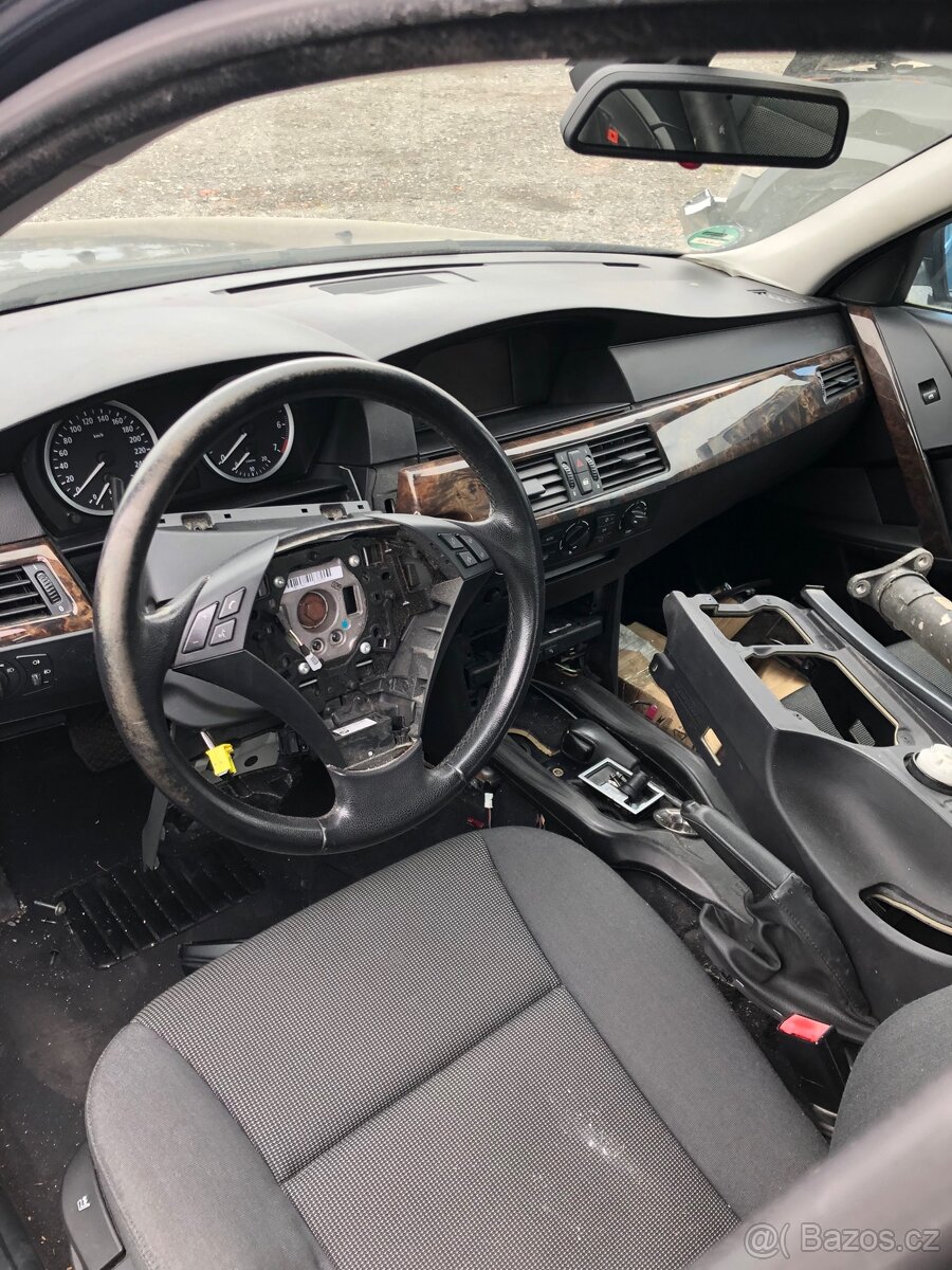 BMW E60 525i - 3