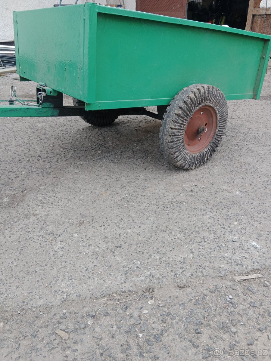 Malotraktor tovární výroby - 3