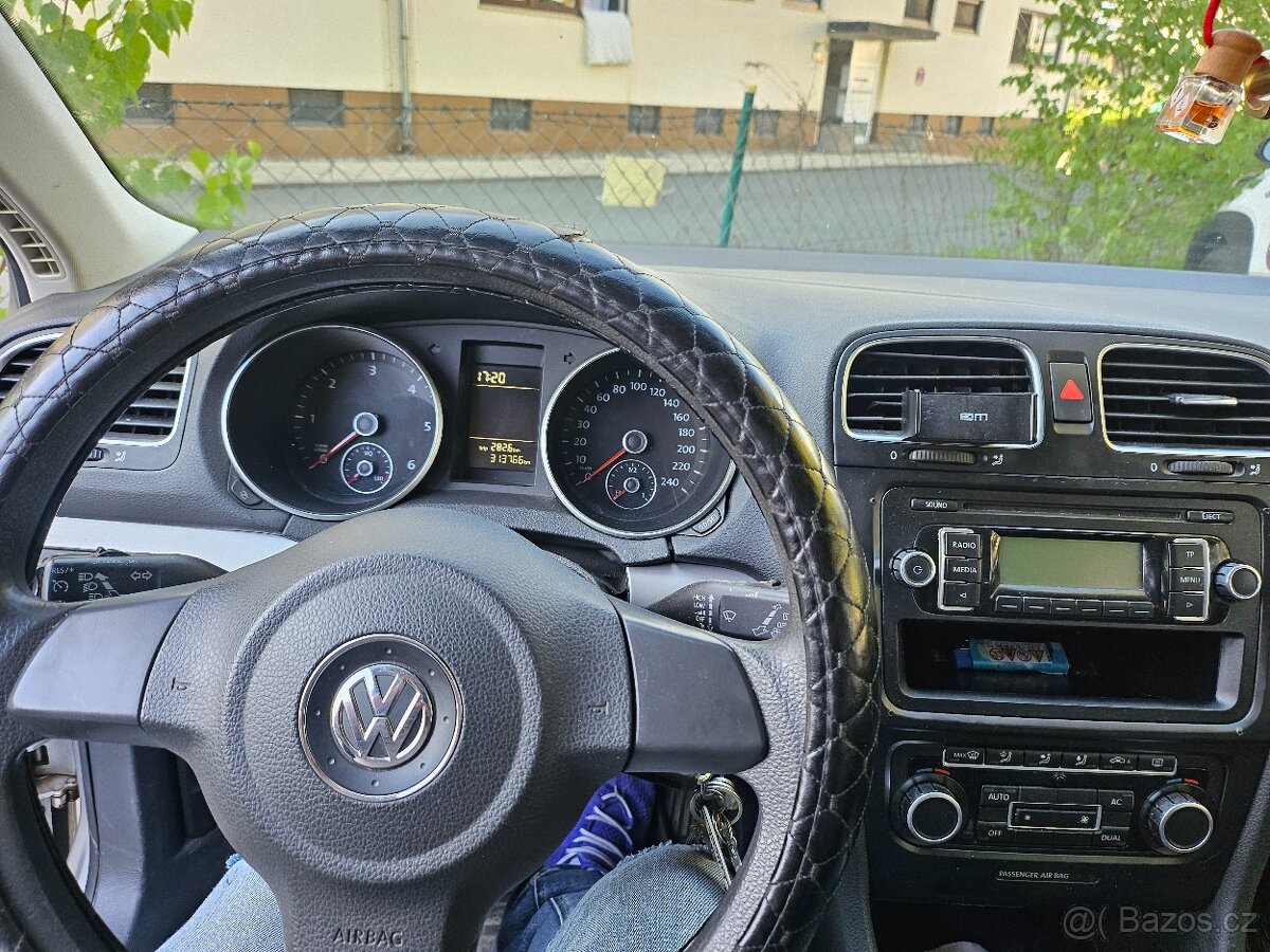 Prodám Golf 6 Variant 1,6 TDI - 3