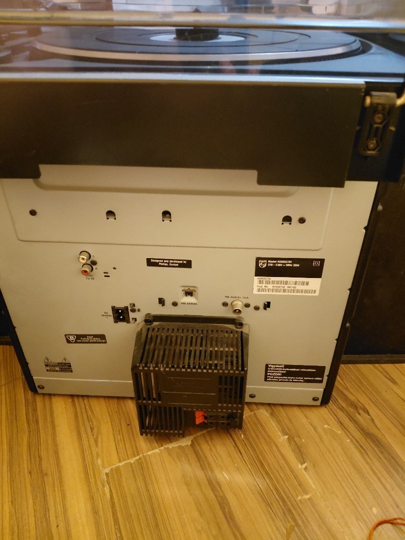 PRODÁM LEVNĚ HIFI VĚŽ PHILIPS - 3