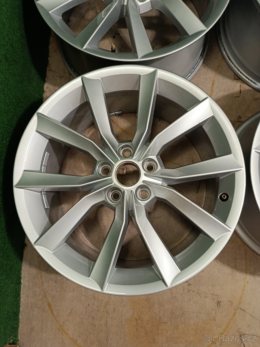 18" alu 5x112 8J et44 Superb - 3