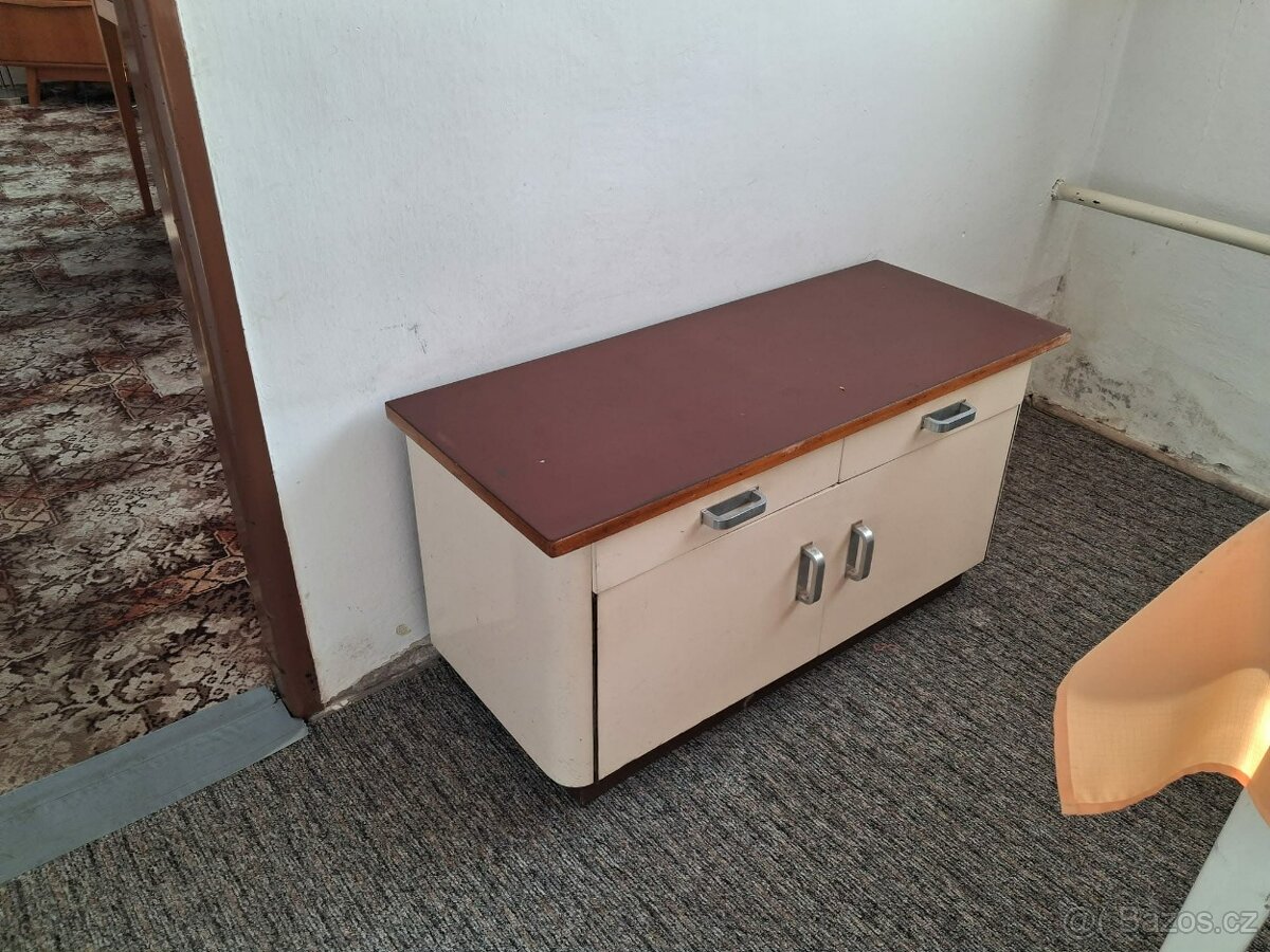 Skříně na chalupu - 3