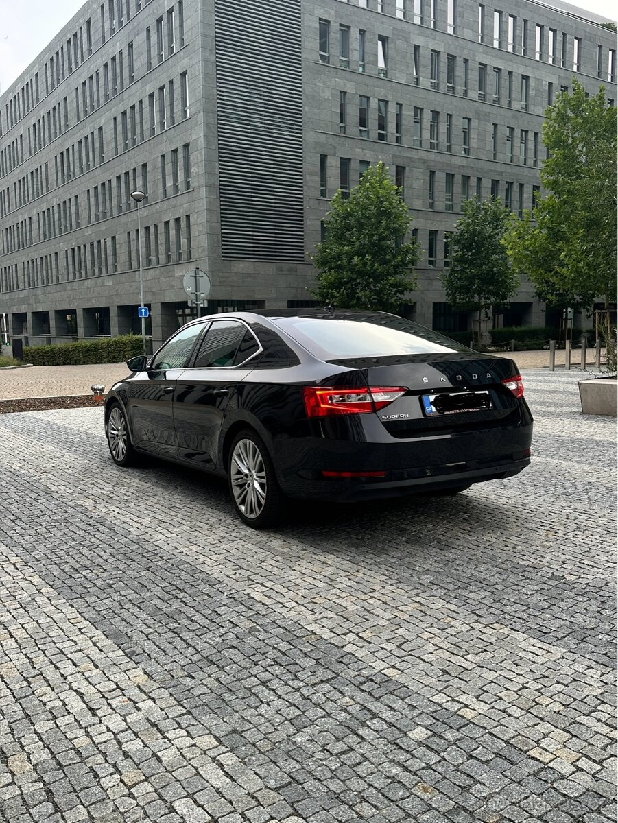 Skoda Superb 2.0Tdi 110KW 2021 - 3