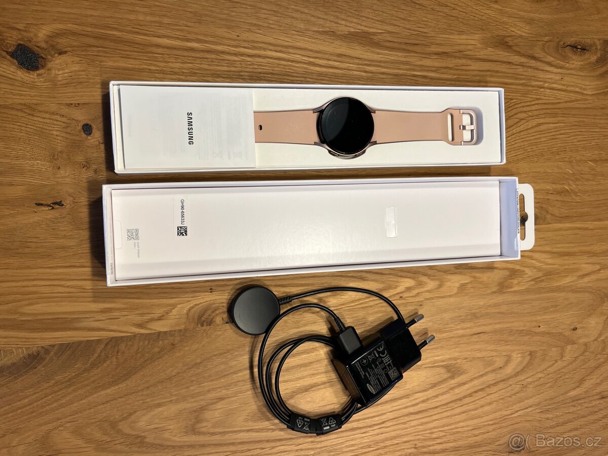 Nabízím samsung Galaxy Watch4 - 3