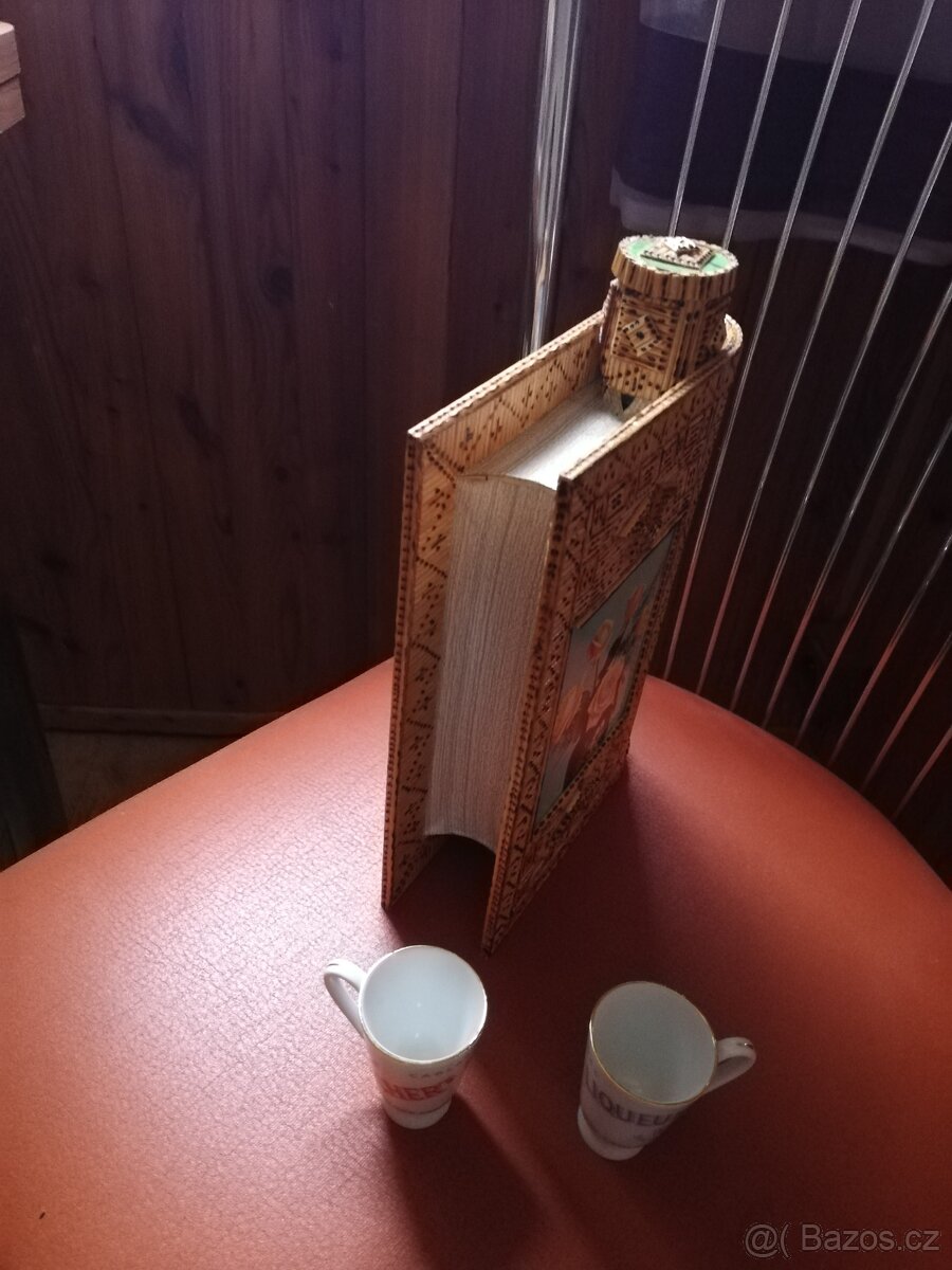 Lahev jako kniha - 3