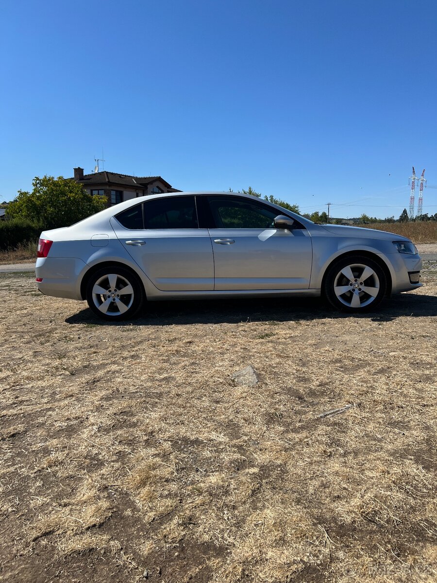 Škoda Octavia lll 2.0TDI 4x4 - 3