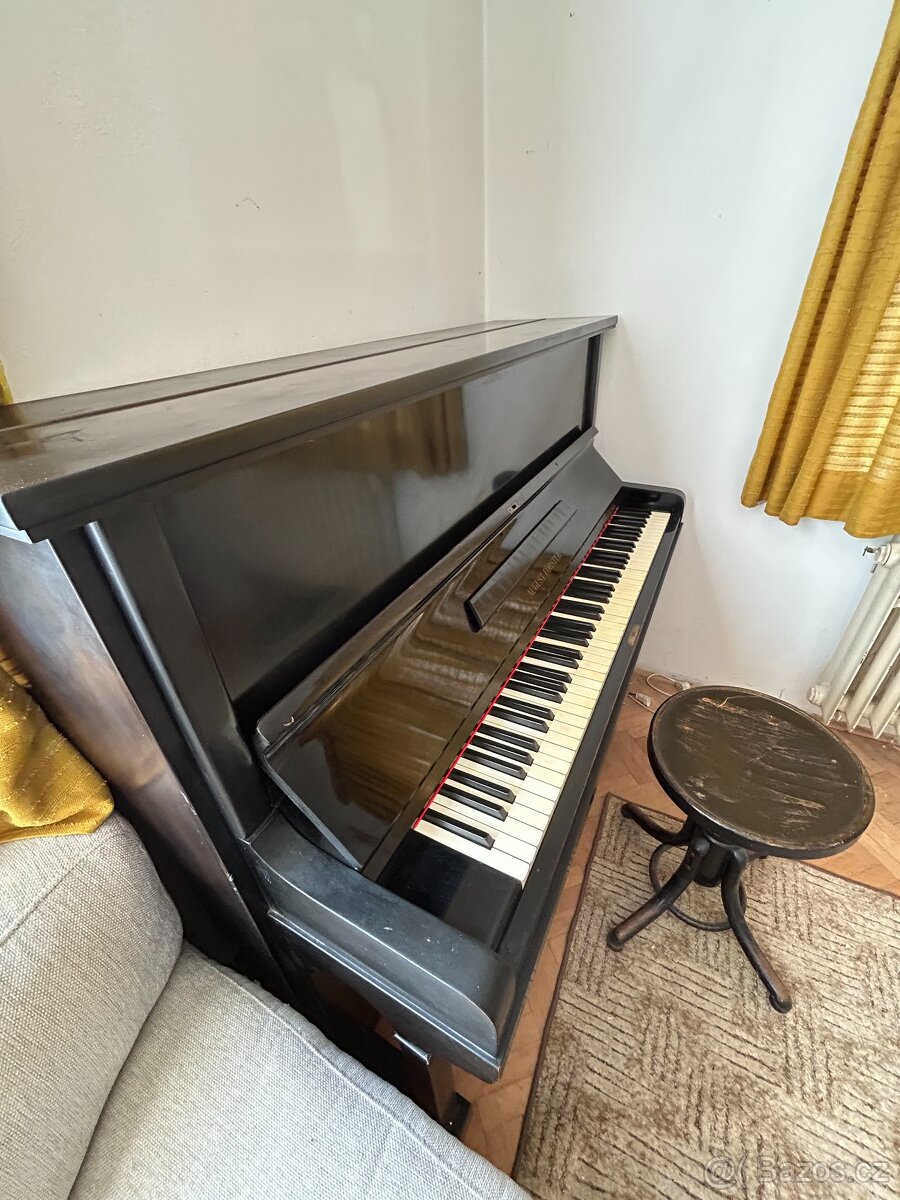 Pianino August Förster, r.v. cca 1930 - 3