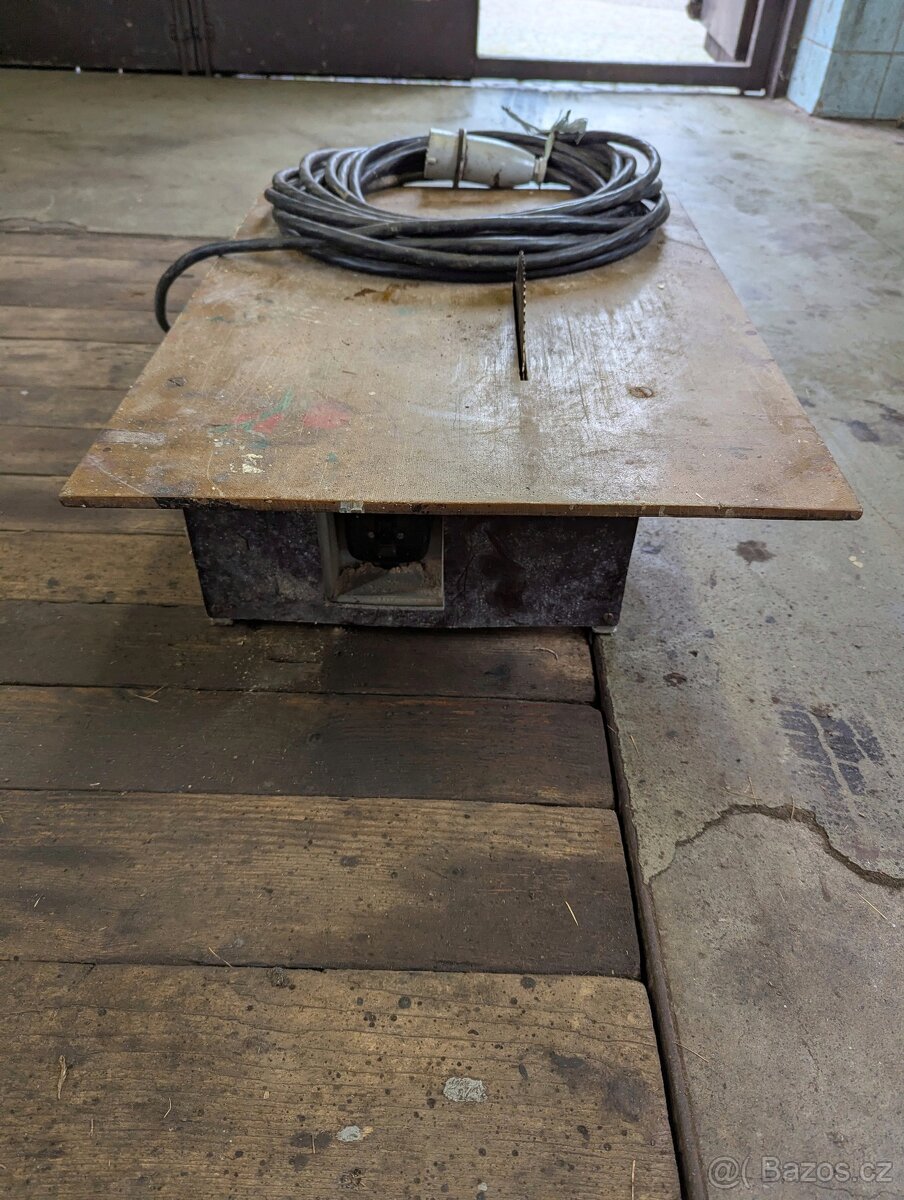 Malá stolní cirkulárka - 3