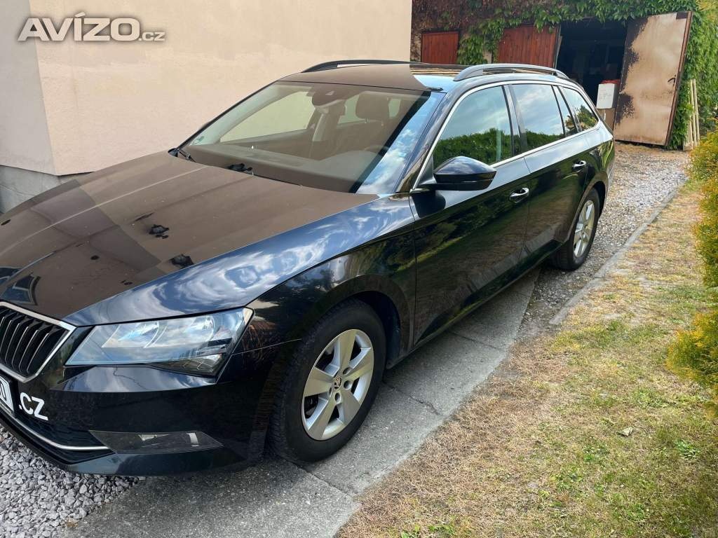 Škoda Superb 2,0 TDI DSG r.v. 2016 combi černé, tažné - 3