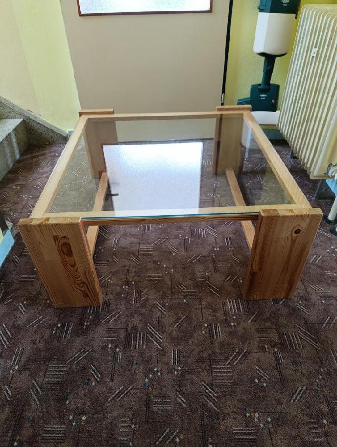 Prodám konferenční stolek - 3