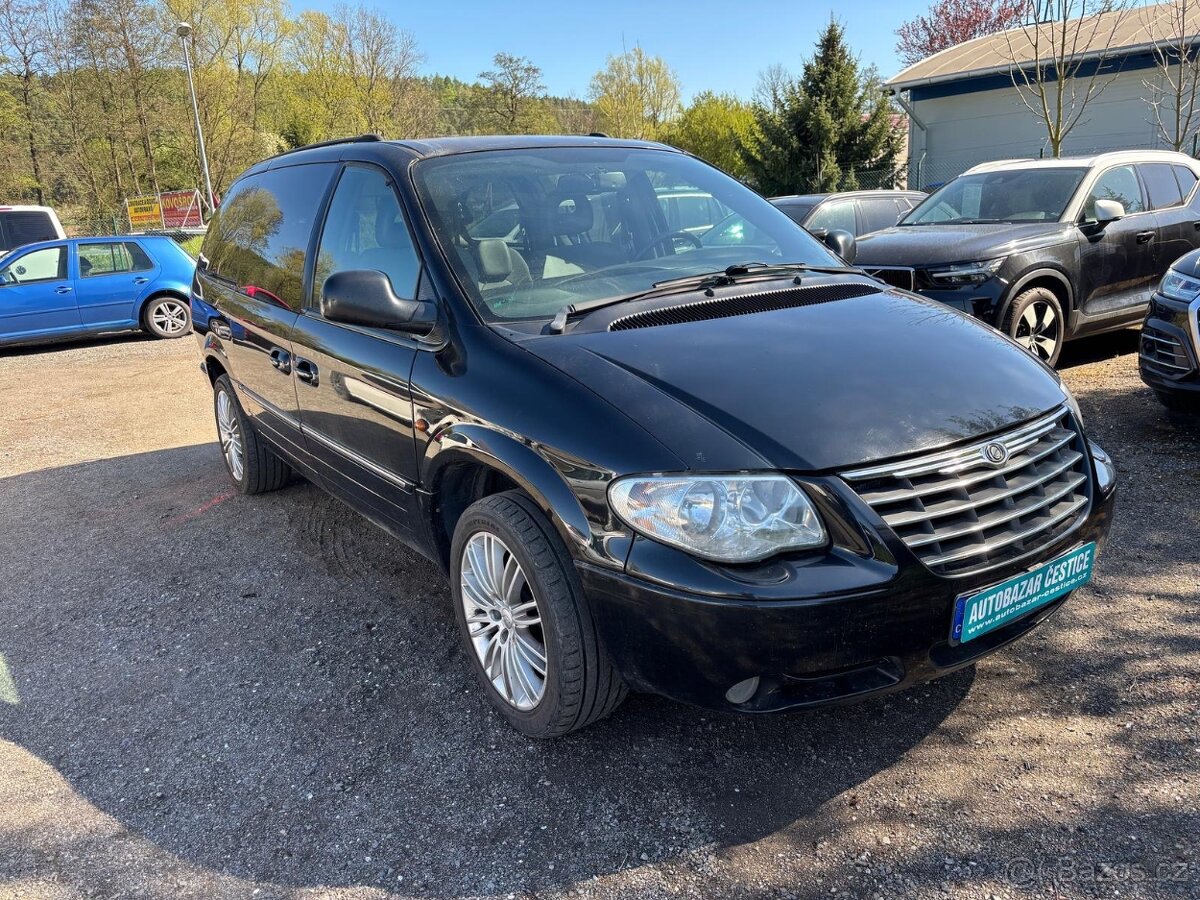 Chrysler Grand Voyager 2.8 CRD Automat 7 Míst - 3