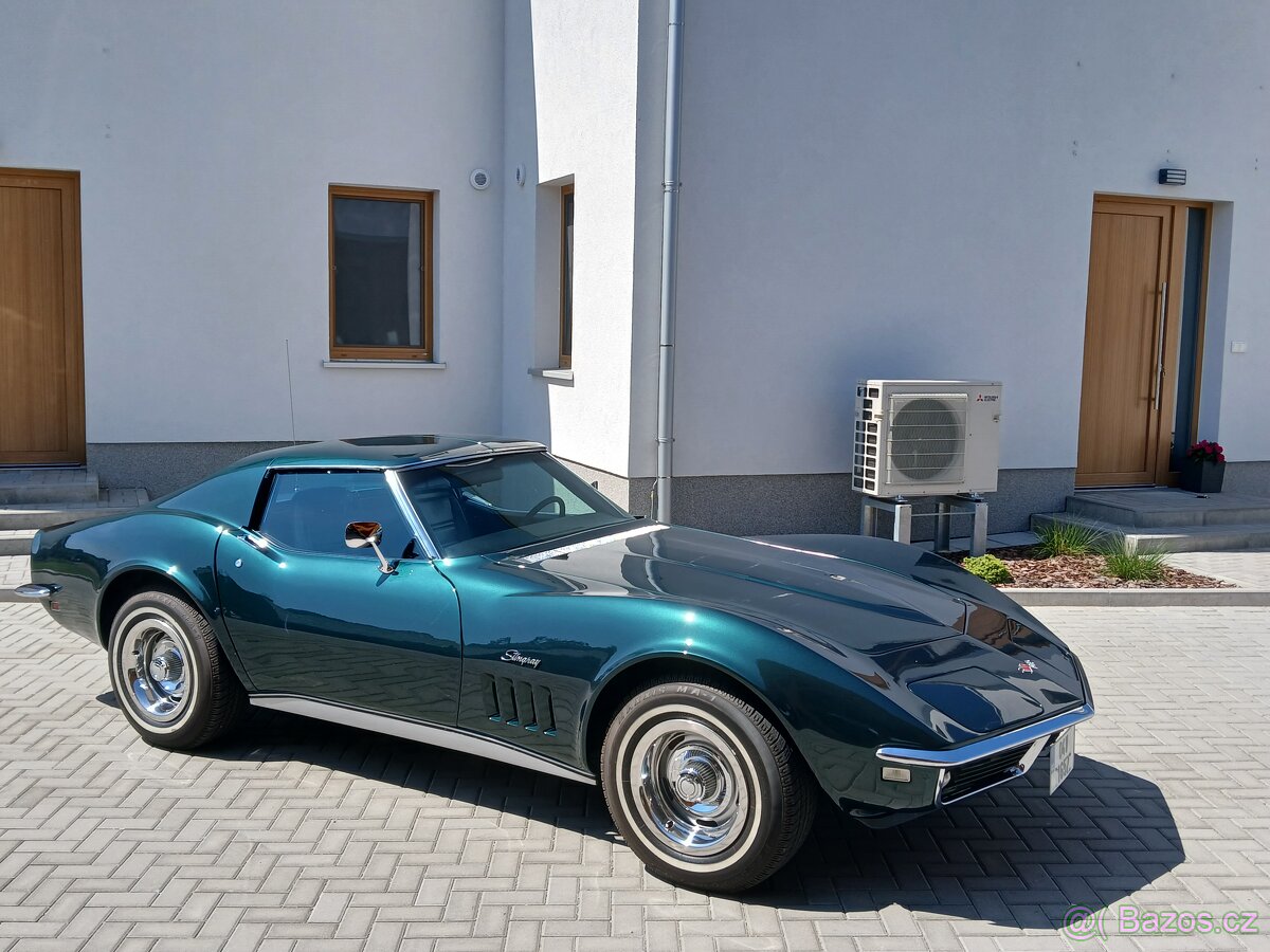 Chevrolet Corvette C3 Stingray - 3