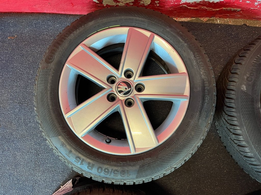 ALU disky 5x100 R15 Škoda 6Jx15H2 ET 38 se zimními pneu 185/ - 3