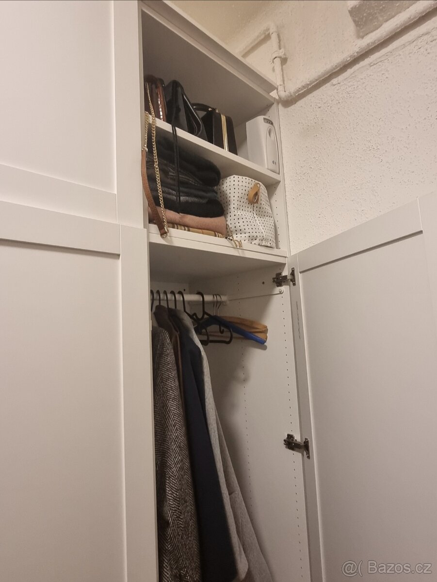 Šatní skříň - 3