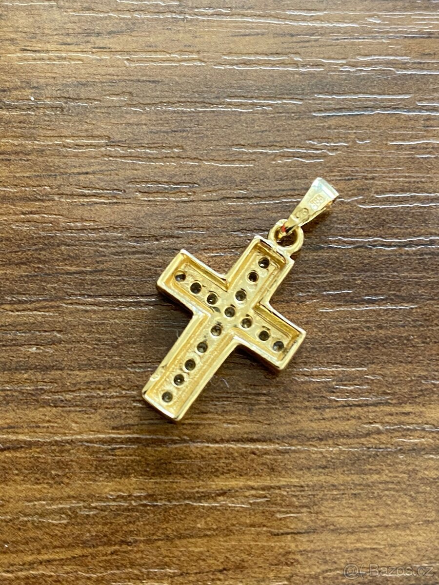 Zlatý přívěsek - 3