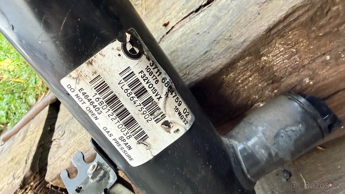 BMW F32 adaptivní tlumiče - 3