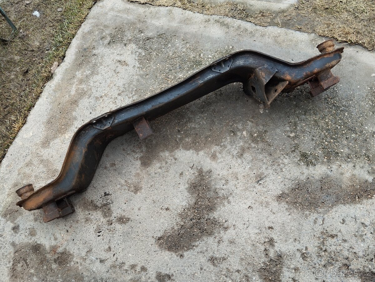 nápravnice Škoda - převodka řízení - 3