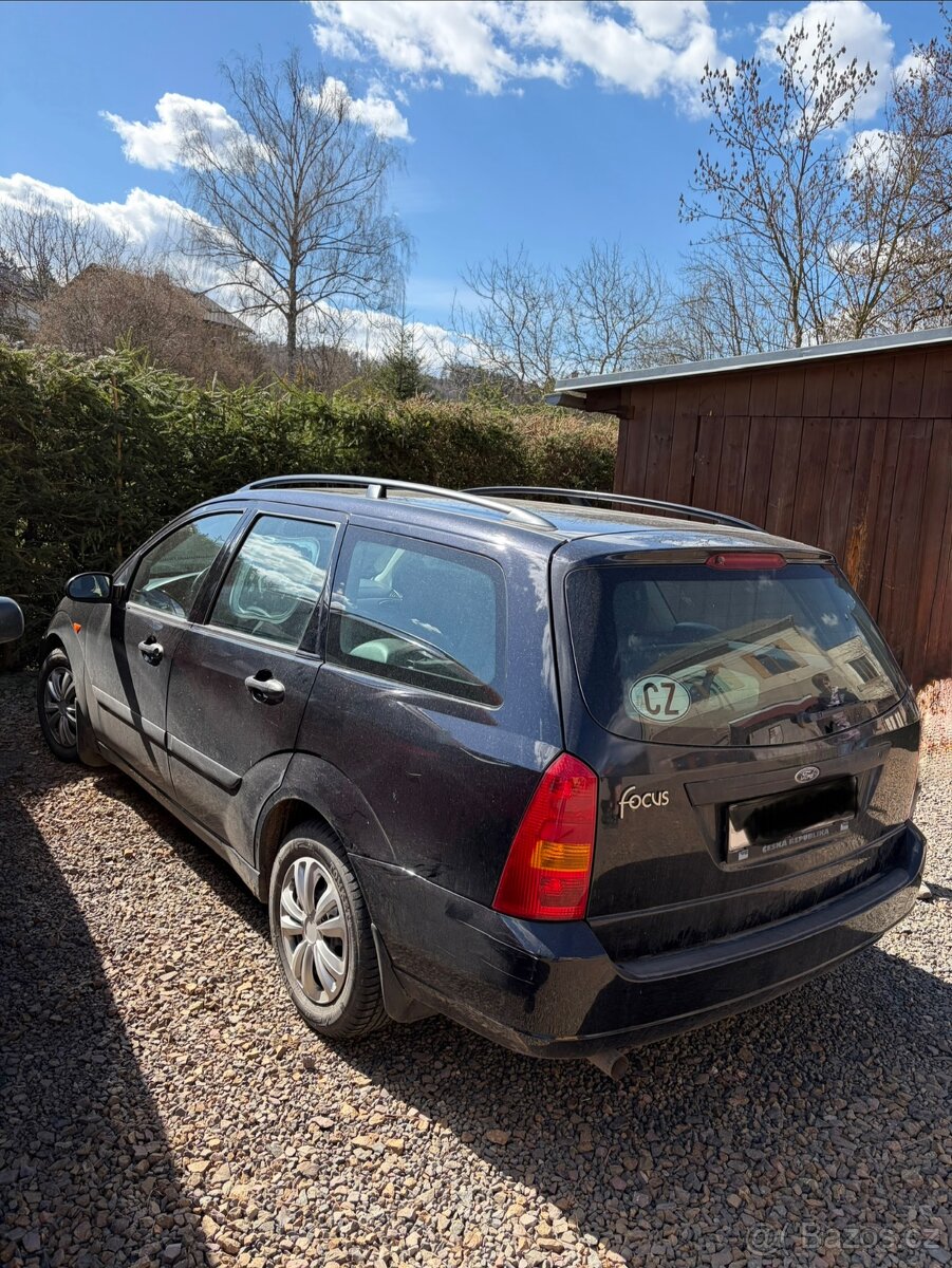 Ford Focus 1 - 3