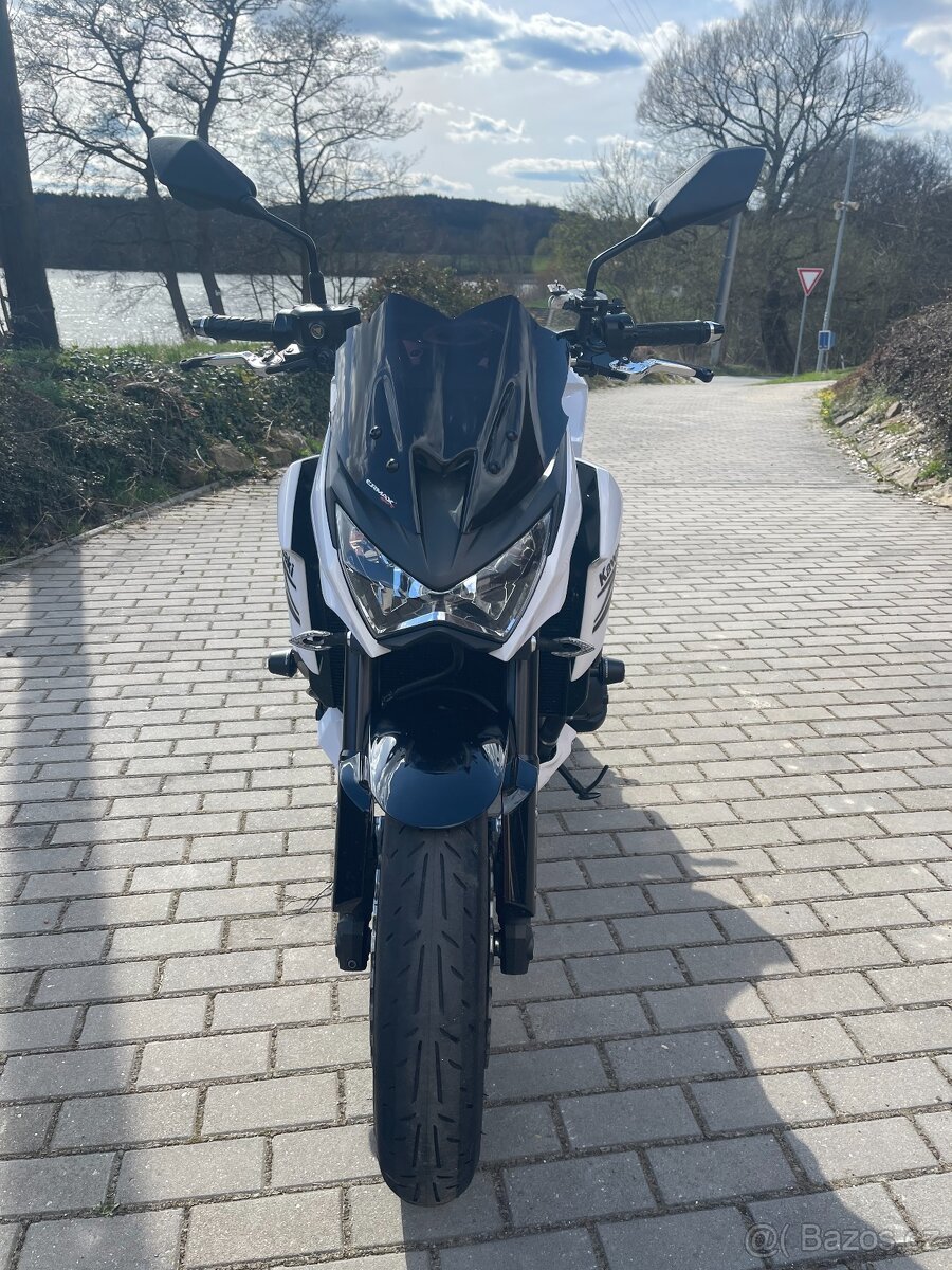 KAWASAKI Z800 - 3