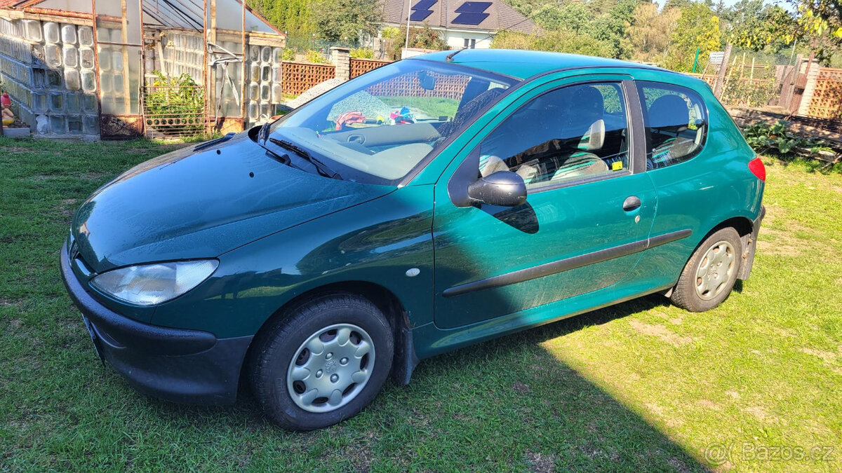 Peugeot 206, Hatchback; 1,1 / 44kW - 3