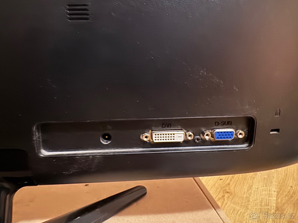 PC Monitor Acer FullHD 1920x1080 24’ starší - 3