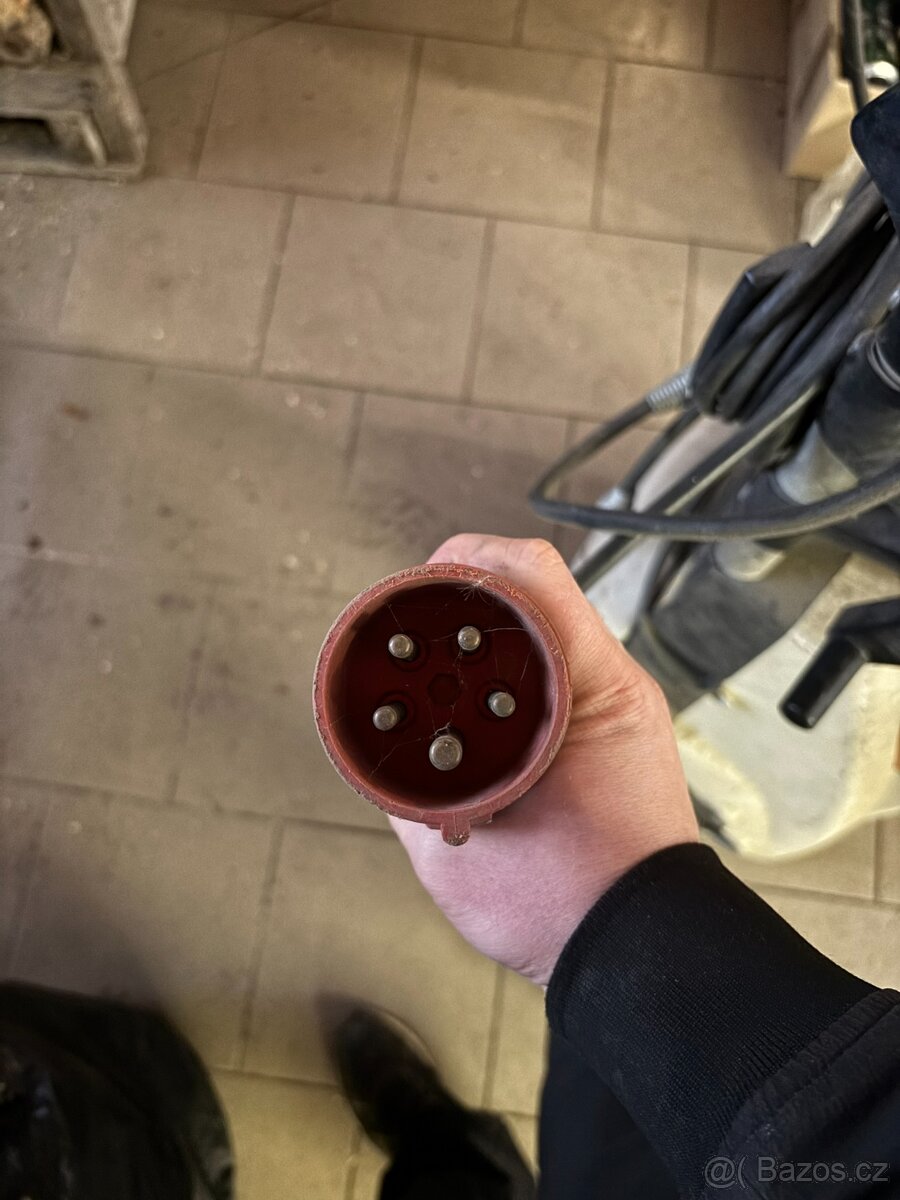 Tlaková myčka RE 281 - 3