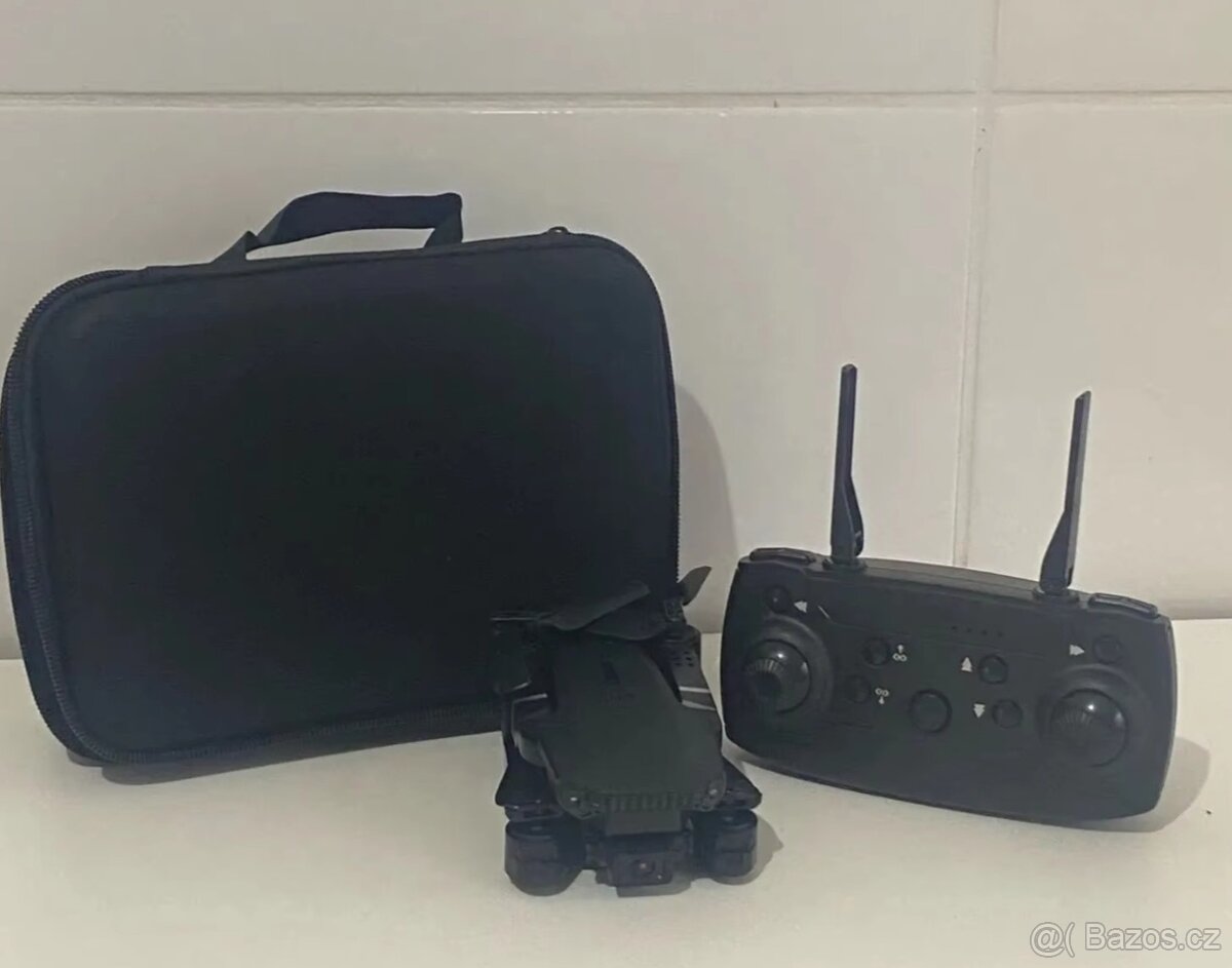 Nový Dron 2x kamera s ovladačem a pouzdrem - 3