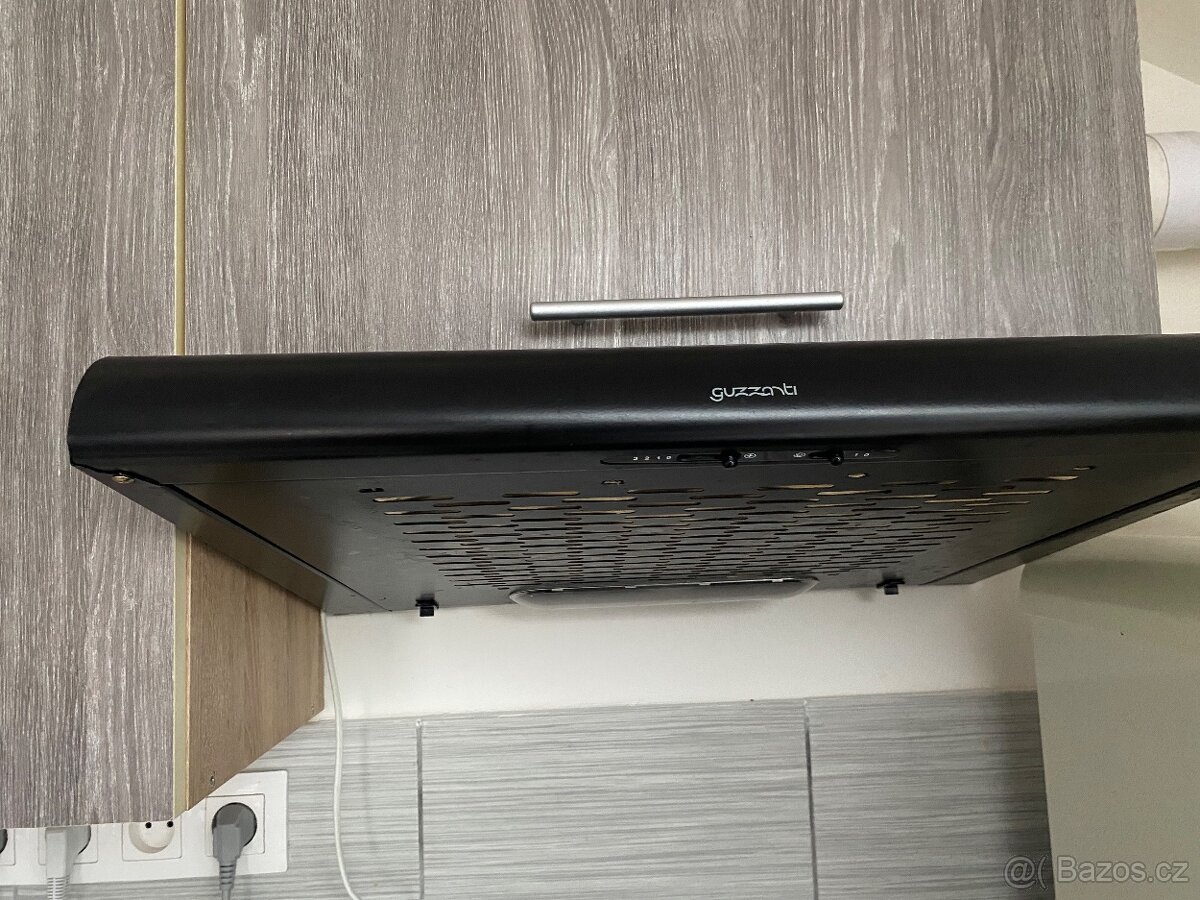 Kuchyňská linka včetně spotřebičů - 3